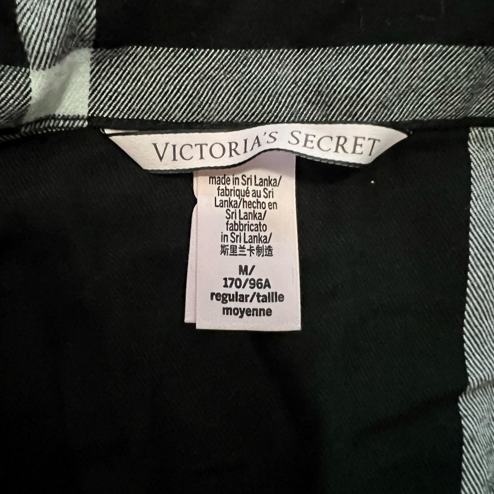 Victoria’s Secret Plaid Pajama Top EUC! M - Picture 6 of 8